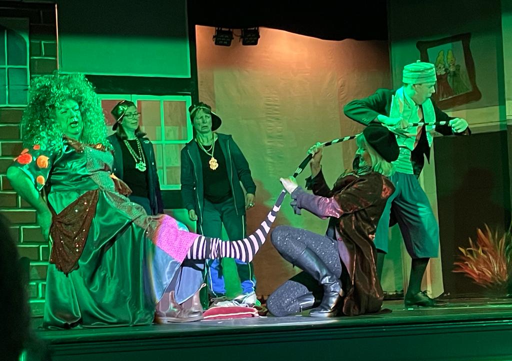 Modbury Panto